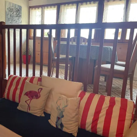 Rare 2 Bedroom With Private Beach On Lake Annecy Doussard Exterior foto