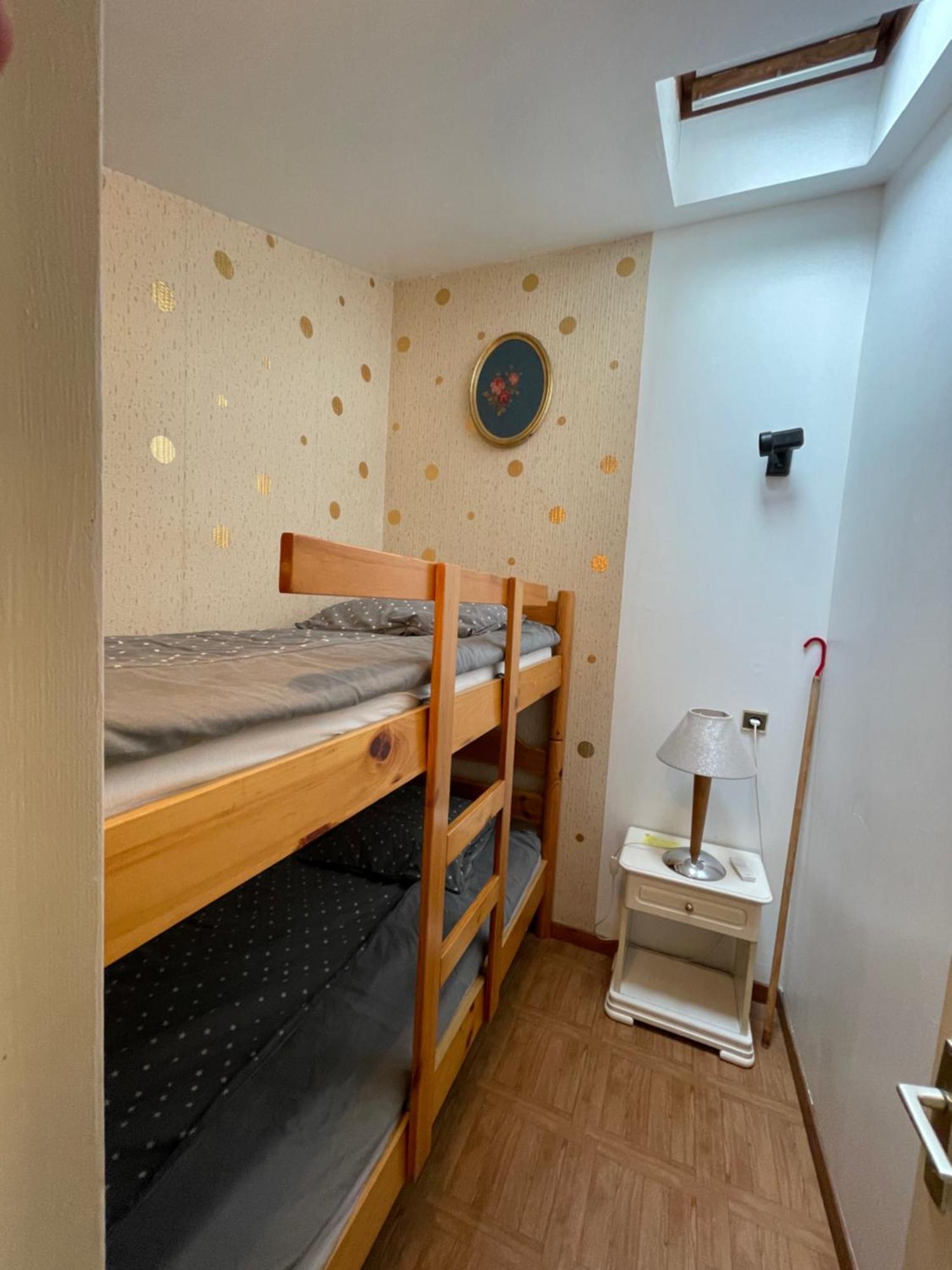 Apartment Rare 2 Bedroom With Private On Annecy Doussard
