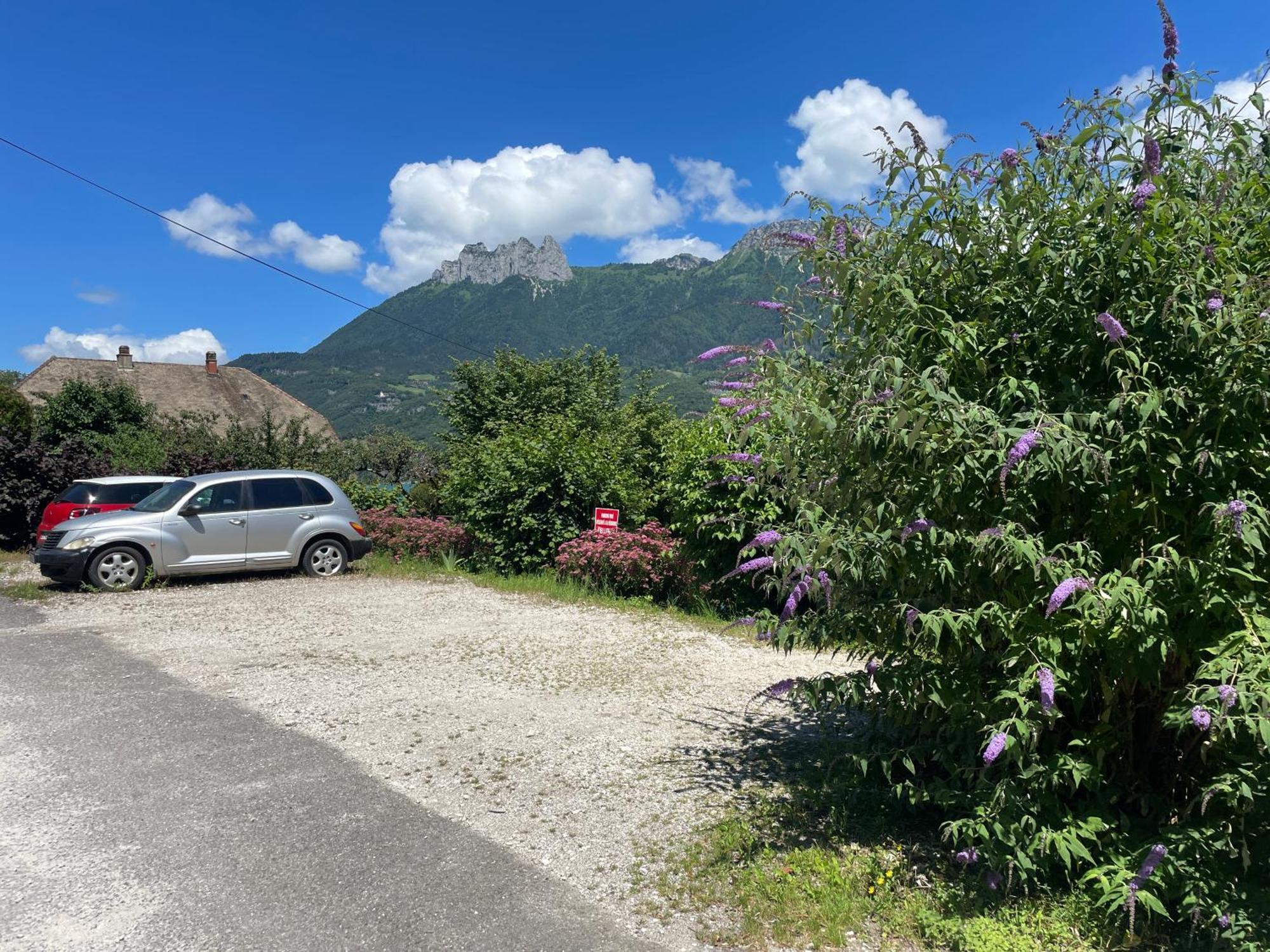 Rare 2 Bedroom With Private On Annecy Apartment Doussard